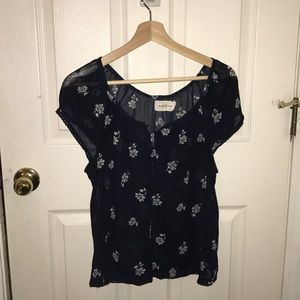 Abercrombie & Fitch elegant floral top
